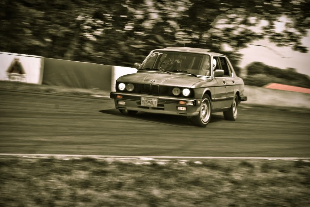 IMAGE: http://i451.photobucket.com/albums/qq233/baseballnumb7/Drift/IMG_1780.jpg