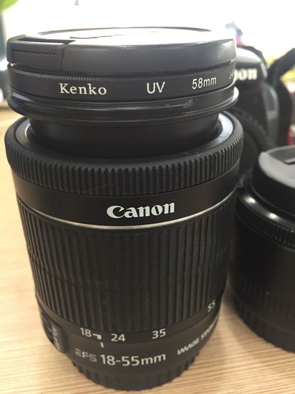 Canon Rebel XS 1000D + lens 1855 IS + lens EF 50mm 11.8 II 5giay